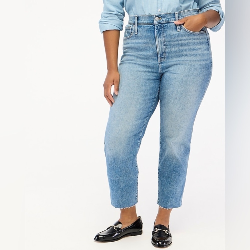 J. Crew Women’s Essential Straight Jean Light Blue Wash Everyday Jeans Size 32